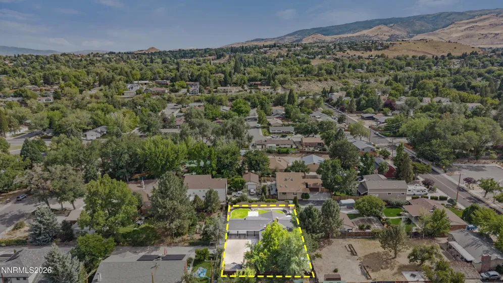 901 Lyman, Reno, Nevada 89509, 4 Bedrooms Bedrooms, ,3 BathroomsBathrooms,Residential,Residential,Lyman,0,260011123
