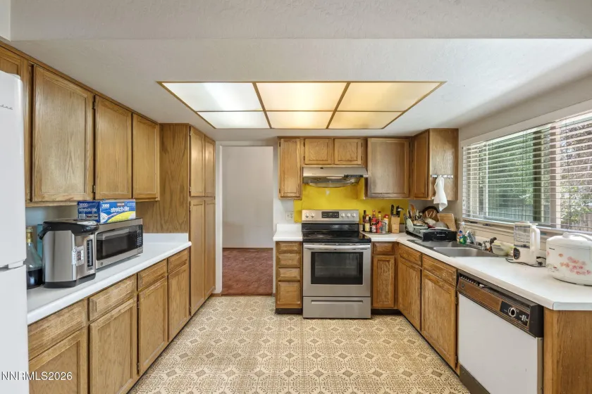 1751 Golden Spike, Sparks, Nevada 89434, 4 Bedrooms Bedrooms, ,3 BathroomsBathrooms,Residential,Residential,Golden Spike,0,260011127