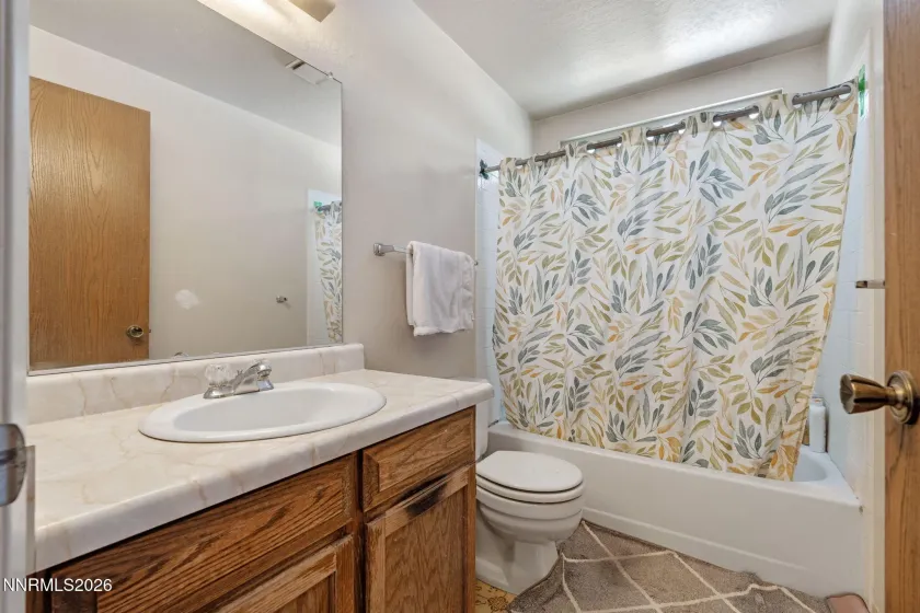 1751 Golden Spike, Sparks, Nevada 89434, 4 Bedrooms Bedrooms, ,3 BathroomsBathrooms,Residential,Residential,Golden Spike,0,260011127
