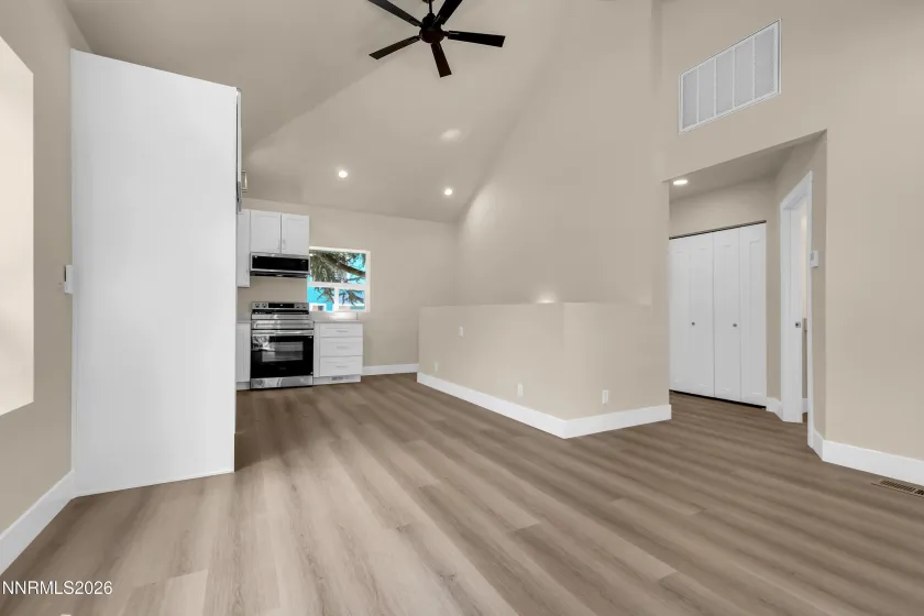 360 Roberts, Reno, Nevada 89502, 2 Bedrooms Bedrooms, ,2 BathroomsBathrooms,Residential,Residential,Roberts,0,260011132