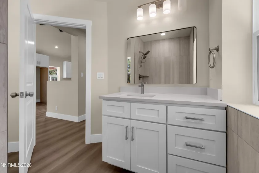 360 Roberts, Reno, Nevada 89502, 2 Bedrooms Bedrooms, ,2 BathroomsBathrooms,Residential,Residential,Roberts,0,260011132