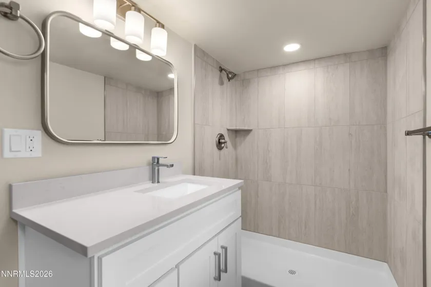 360 Roberts, Reno, Nevada 89502, 2 Bedrooms Bedrooms, ,2 BathroomsBathrooms,Residential,Residential,Roberts,0,260011132