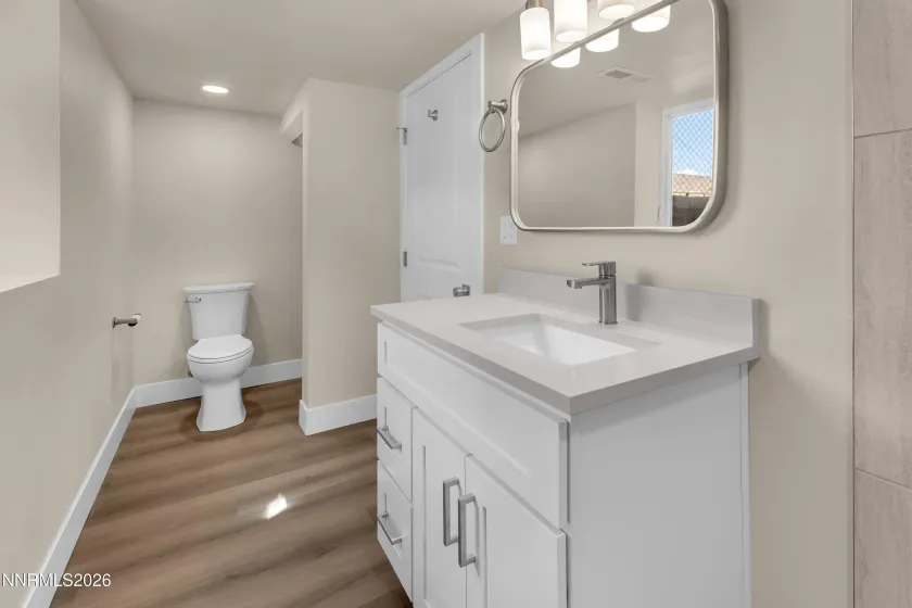 360 Roberts, Reno, Nevada 89502, 2 Bedrooms Bedrooms, ,2 BathroomsBathrooms,Residential,Residential,Roberts,0,260011132