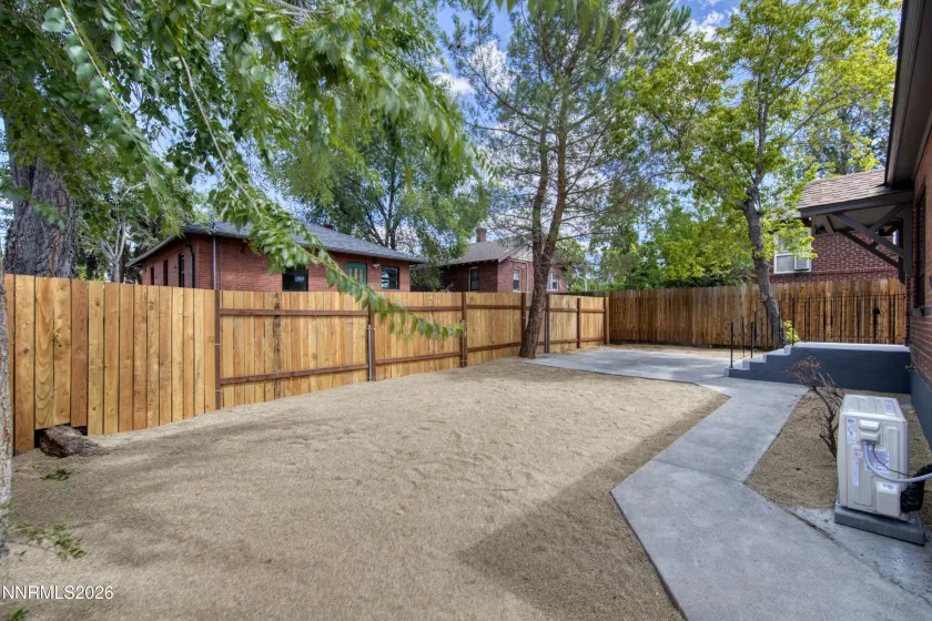 360 Roberts, Reno, Nevada 89502, 2 Bedrooms Bedrooms, ,2 BathroomsBathrooms,Residential,Residential,Roberts,0,260011132