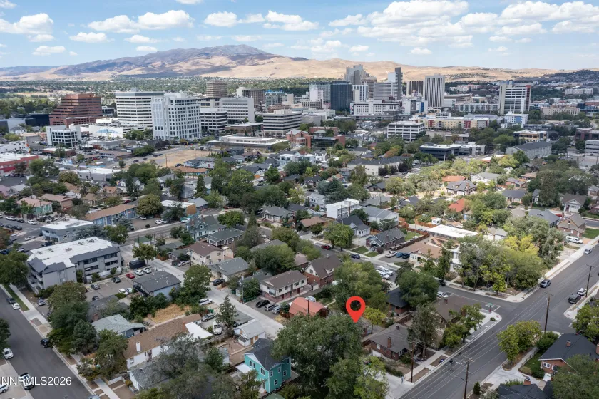 360 Roberts, Reno, Nevada 89502, 2 Bedrooms Bedrooms, ,2 BathroomsBathrooms,Residential,Residential,Roberts,0,260011132