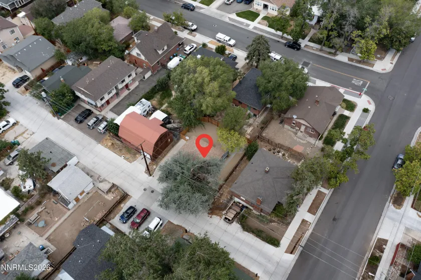 360 Roberts, Reno, Nevada 89502, 2 Bedrooms Bedrooms, ,2 BathroomsBathrooms,Residential,Residential,Roberts,0,260011132
