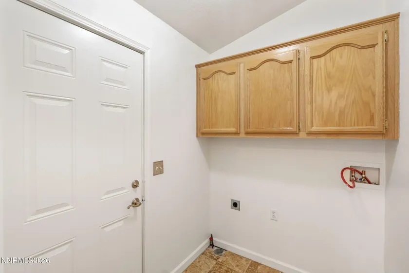 8870 Western Skies, Reno, Nevada 89521, 3 Bedrooms Bedrooms, ,2 BathroomsBathrooms,Residential,Residential,Western Skies,0,260011135