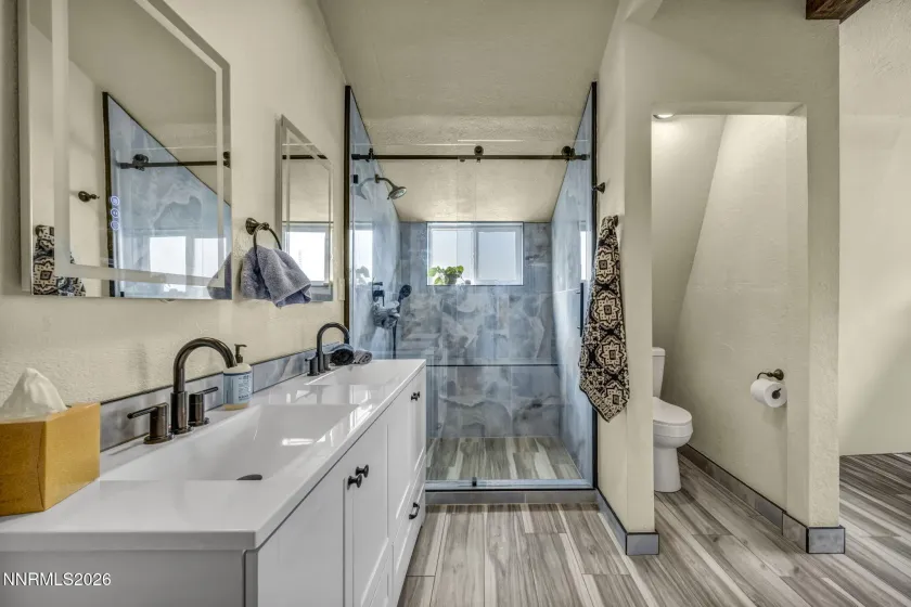 15950 Carl, Reno, Nevada 89511, 2 Bedrooms Bedrooms, ,2 BathroomsBathrooms,Residential,Residential,Carl,0,260011136