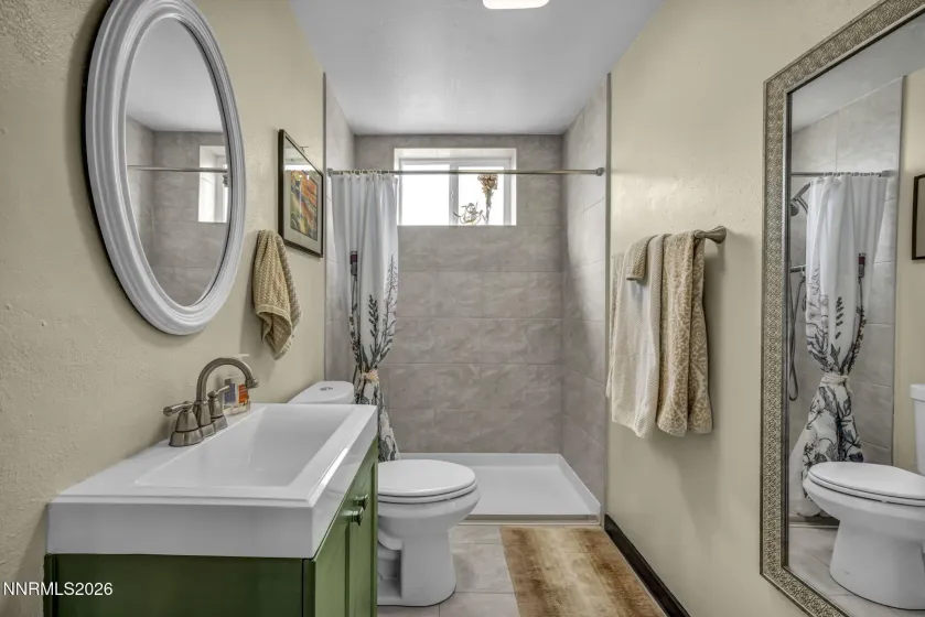 15950 Carl, Reno, Nevada 89511, 2 Bedrooms Bedrooms, ,2 BathroomsBathrooms,Residential,Residential,Carl,0,260011136
