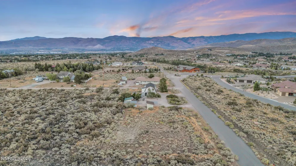 15950 Carl, Reno, Nevada 89511, 2 Bedrooms Bedrooms, ,2 BathroomsBathrooms,Residential,Residential,Carl,0,260011136