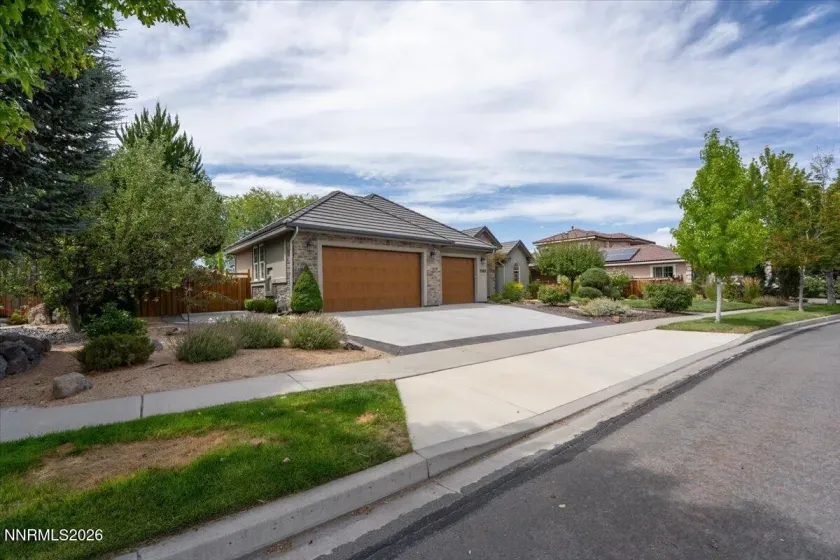 7365 Silver King, Sparks, Nevada 89436, 4 Bedrooms Bedrooms, ,3 BathroomsBathrooms,Residential,Residential,Silver King,0,260011106