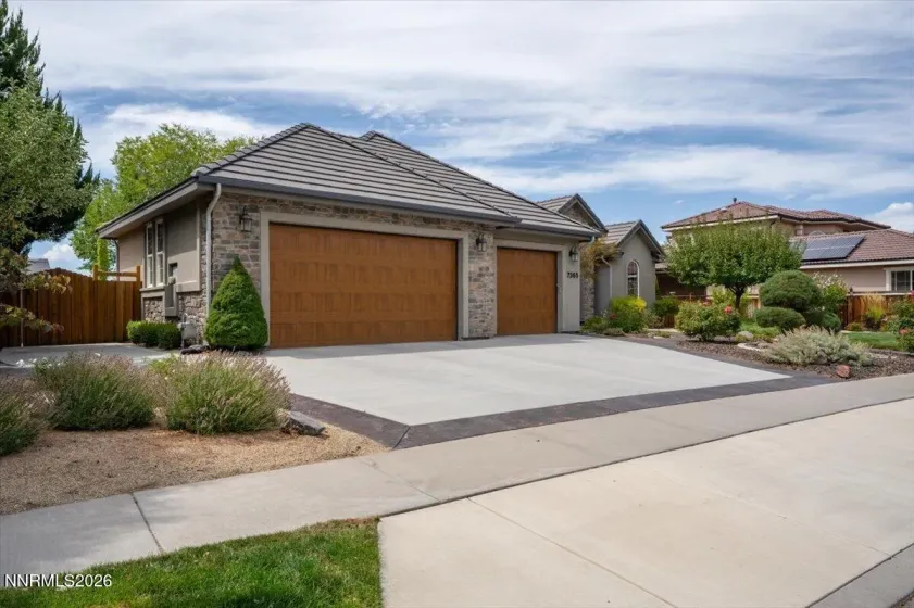 7365 Silver King, Sparks, Nevada 89436, 4 Bedrooms Bedrooms, ,3 BathroomsBathrooms,Residential,Residential,Silver King,0,260011106