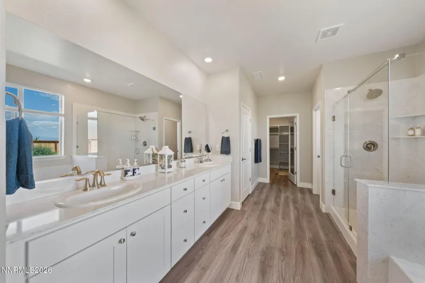 10480 Mine Shaft, Reno, Nevada 89521, 4 Bedrooms Bedrooms, ,3 BathroomsBathrooms,Residential,Residential,Mine Shaft,0,260011112