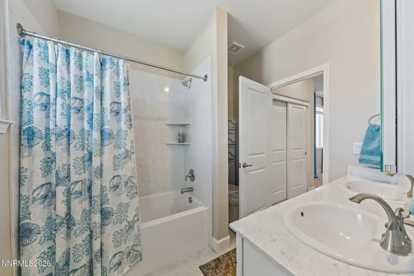 10480 Mine Shaft, Reno, Nevada 89521, 4 Bedrooms Bedrooms, ,3 BathroomsBathrooms,Residential,Residential,Mine Shaft,0,260011112