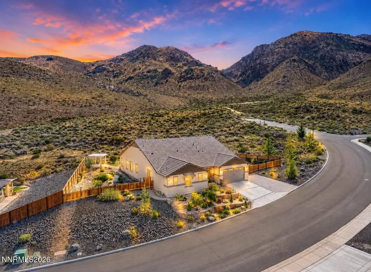 10480 Mine Shaft, Reno, Nevada 89521, 4 Bedrooms Bedrooms, ,3 BathroomsBathrooms,Residential,Residential,Mine Shaft,0,260011112
