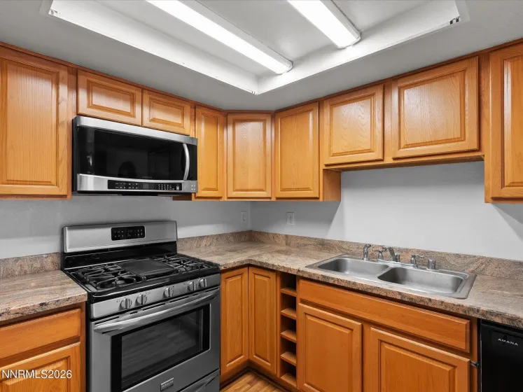 1553 Steven, Sparks, Nevada 89431, 3 Bedrooms Bedrooms, ,2 BathroomsBathrooms,Residential,Residential,Steven,0,260011142