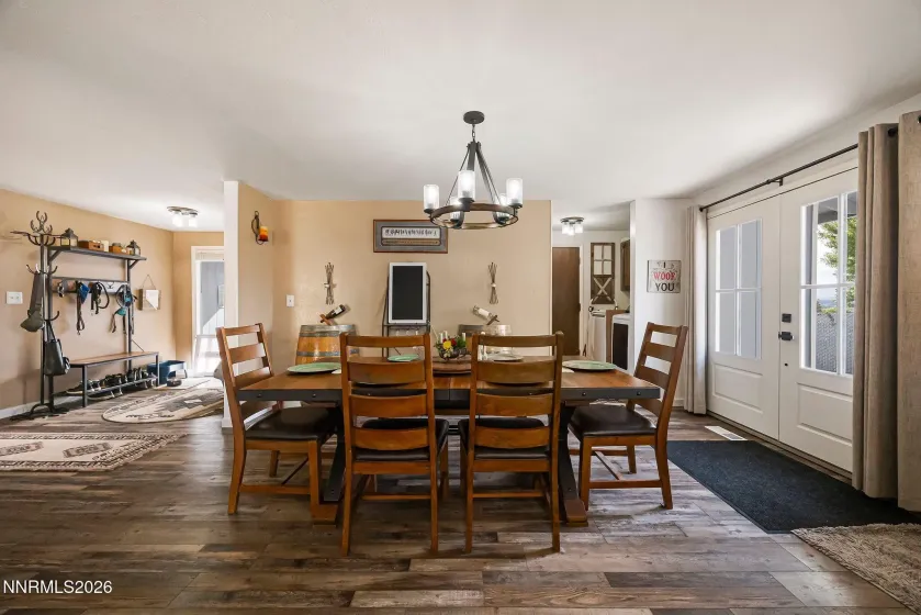 3350 Shawnee, Reno, Nevada 89502, 4 Bedrooms Bedrooms, ,2 BathroomsBathrooms,Residential,Residential,Shawnee,0,260011148