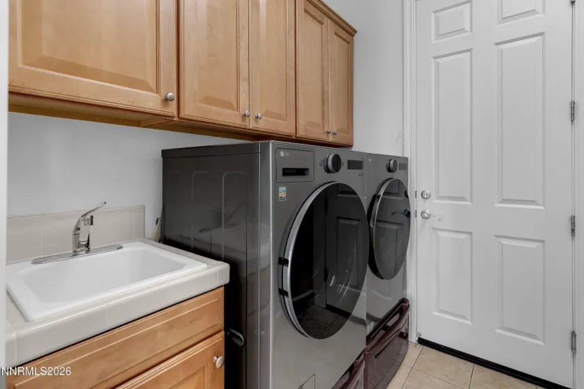 4540 Cobra, Sparks, Nevada 89436, 4 Bedrooms Bedrooms, ,3 BathroomsBathrooms,Residential,Residential,Cobra,0,260011149