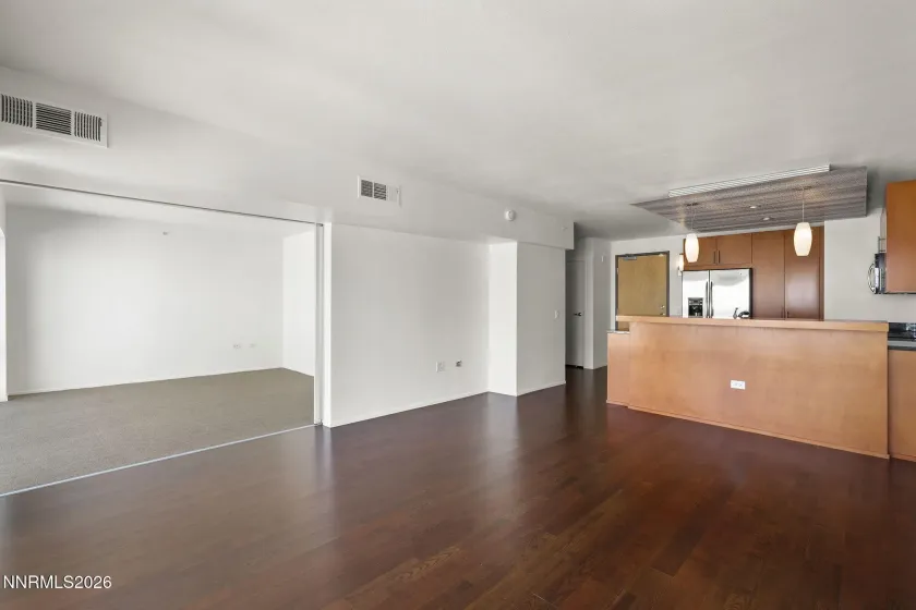 255 Sierra, Reno, Nevada 89501, 1 Bedroom Bedrooms, ,1 BathroomBathrooms,Residential,Residential,Sierra,0,260001021