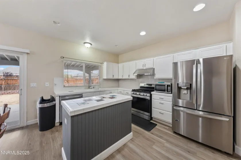 9920 Grand Falls, Reno, Nevada 89506, 4 Bedrooms Bedrooms, ,3 BathroomsBathrooms,Residential,Residential,Grand Falls,0,250057125