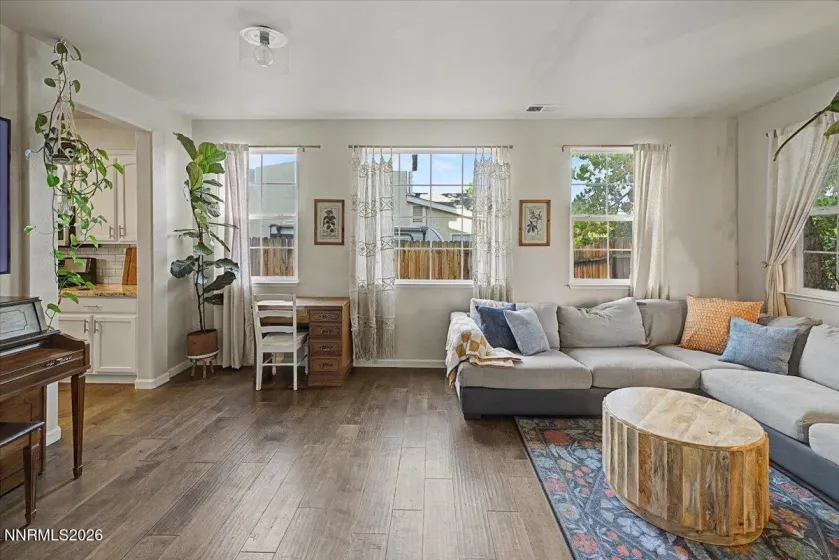 866 University Park, Reno, Nevada 89512, 4 Bedrooms Bedrooms, ,3 BathroomsBathrooms,Residential,Residential,University Park,0,260011150