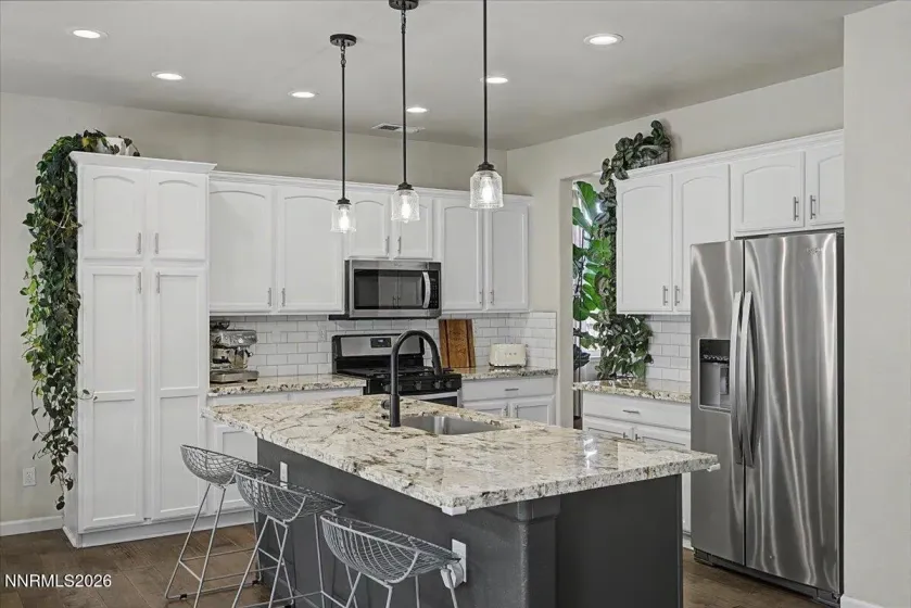 866 University Park, Reno, Nevada 89512, 4 Bedrooms Bedrooms, ,3 BathroomsBathrooms,Residential,Residential,University Park,0,260011150