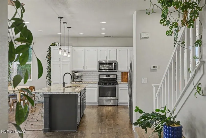 866 University Park, Reno, Nevada 89512, 4 Bedrooms Bedrooms, ,3 BathroomsBathrooms,Residential,Residential,University Park,0,260011150