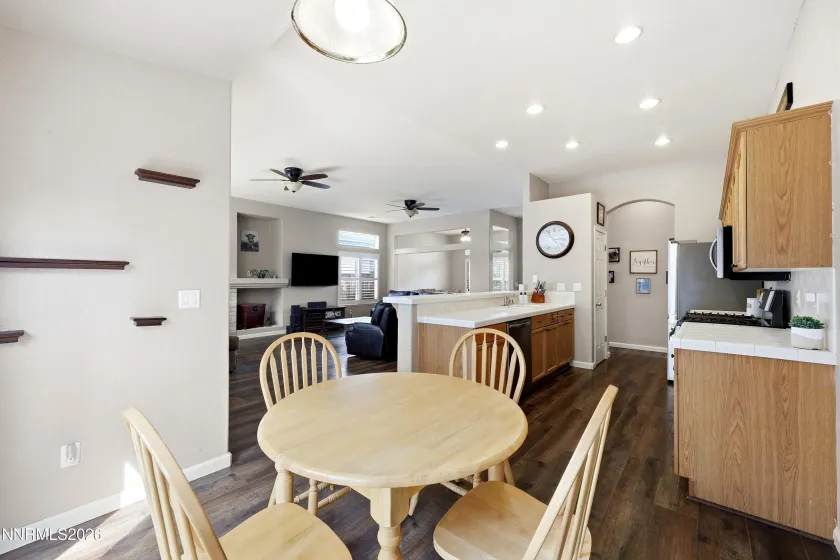 9599 Mammoth, Reno, Nevada 89521, 3 Bedrooms Bedrooms, ,2 BathroomsBathrooms,Residential,Residential,Mammoth,0,260011189