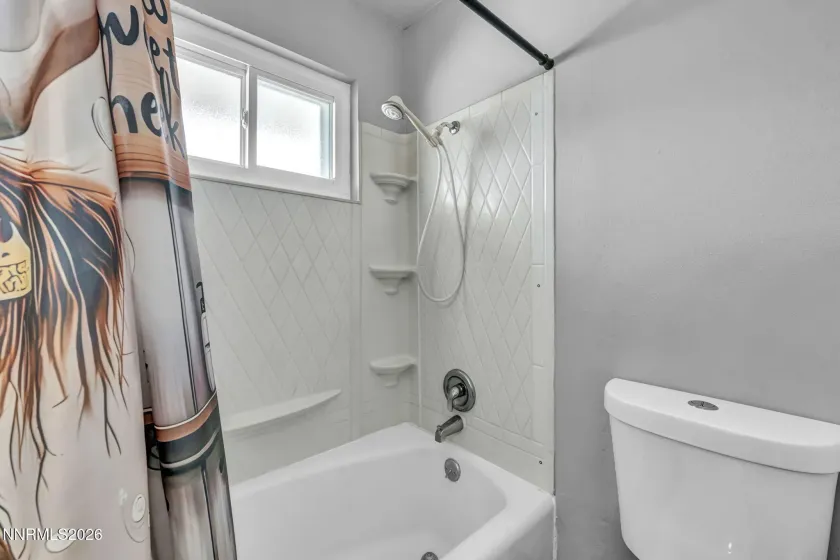 5 Smithridge, Reno, Nevada 89502, 2 Bedrooms Bedrooms, ,2 BathroomsBathrooms,Residential,Residential,Smithridge,0,260011155