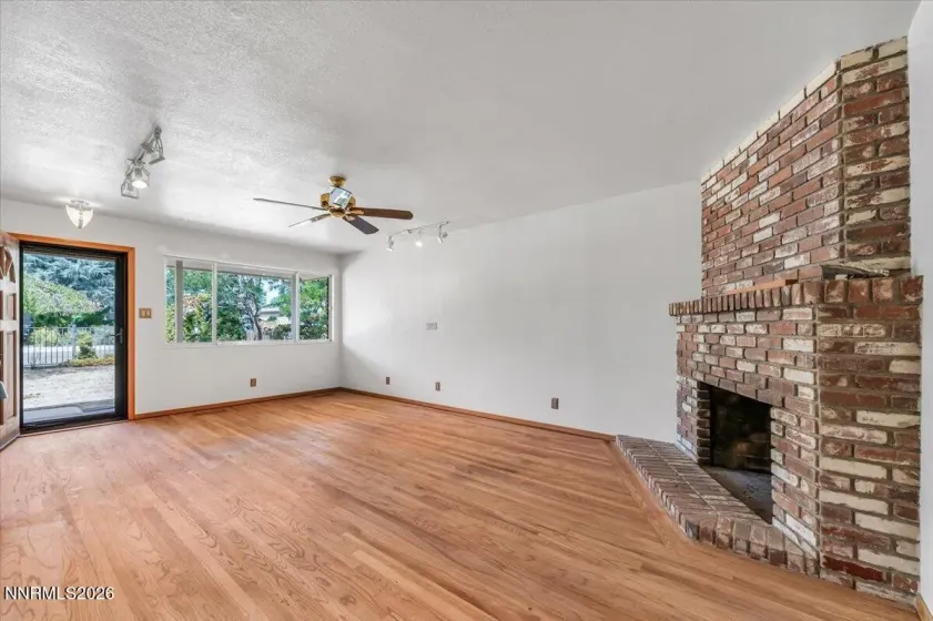 2470 Riviera, Reno, Nevada 89509, 3 Bedrooms Bedrooms, ,2 BathroomsBathrooms,Residential,Residential,Riviera,0,260011156
