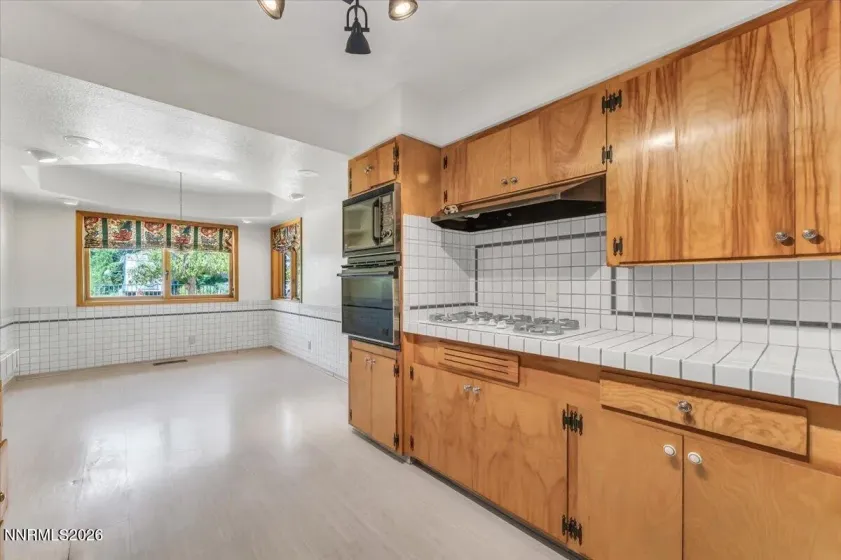 2470 Riviera, Reno, Nevada 89509, 3 Bedrooms Bedrooms, ,2 BathroomsBathrooms,Residential,Residential,Riviera,0,260011156