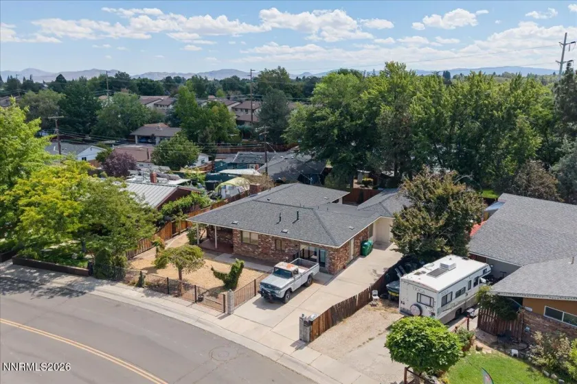 2470 Riviera, Reno, Nevada 89509, 3 Bedrooms Bedrooms, ,2 BathroomsBathrooms,Residential,Residential,Riviera,0,260011156