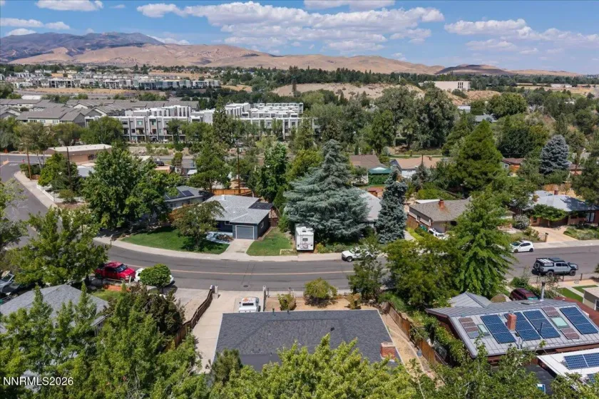 2470 Riviera, Reno, Nevada 89509, 3 Bedrooms Bedrooms, ,2 BathroomsBathrooms,Residential,Residential,Riviera,0,260011156