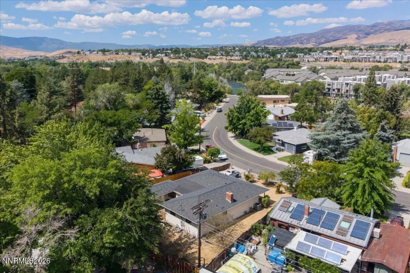 2470 Riviera, Reno, Nevada 89509, 3 Bedrooms Bedrooms, ,2 BathroomsBathrooms,Residential,Residential,Riviera,0,260011156