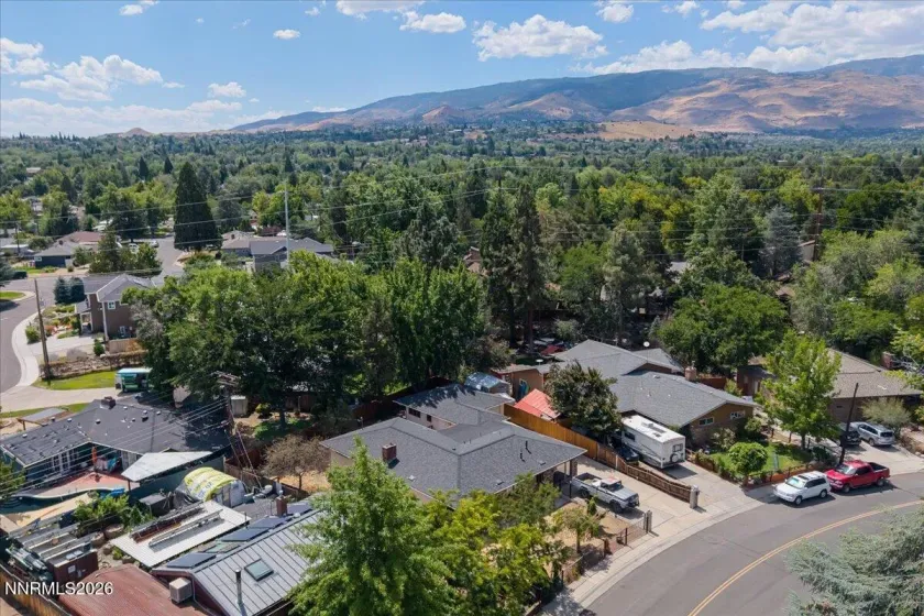 2470 Riviera, Reno, Nevada 89509, 3 Bedrooms Bedrooms, ,2 BathroomsBathrooms,Residential,Residential,Riviera,0,260011156