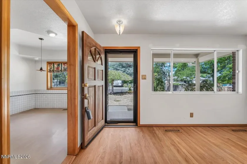 2470 Riviera, Reno, Nevada 89509, 3 Bedrooms Bedrooms, ,2 BathroomsBathrooms,Residential,Residential,Riviera,0,260011156
