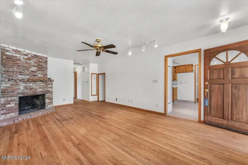 2470 Riviera, Reno, Nevada 89509, 3 Bedrooms Bedrooms, ,2 BathroomsBathrooms,Residential,Residential,Riviera,0,260011156