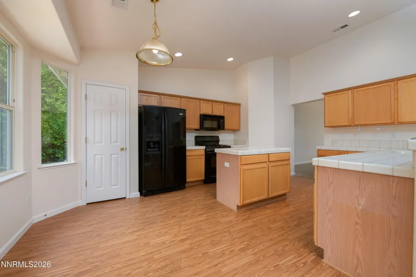 1381 Brooke, Gardnerville, Nevada 89410, 3 Bedrooms Bedrooms, ,2 BathroomsBathrooms,Residential,Residential,Brooke,0,260011157
