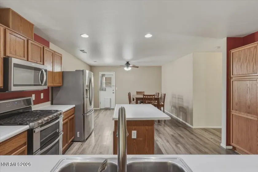 1188 Serena Springs, Sparks, Nevada 89436, 3 Bedrooms Bedrooms, ,2 BathroomsBathrooms,Residential,Residential,Serena Springs,0,260011158