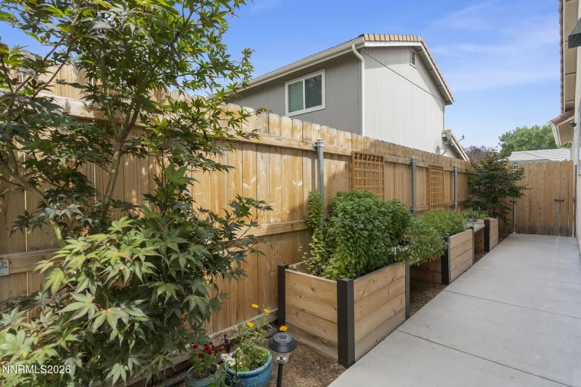4855 Pinesprings, Reno, Nevada 89509, 3 Bedrooms Bedrooms, ,3 BathroomsBathrooms,Residential,Residential,Pinesprings,0,260011159