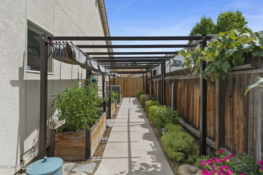 4855 Pinesprings, Reno, Nevada 89509, 3 Bedrooms Bedrooms, ,3 BathroomsBathrooms,Residential,Residential,Pinesprings,0,260011159