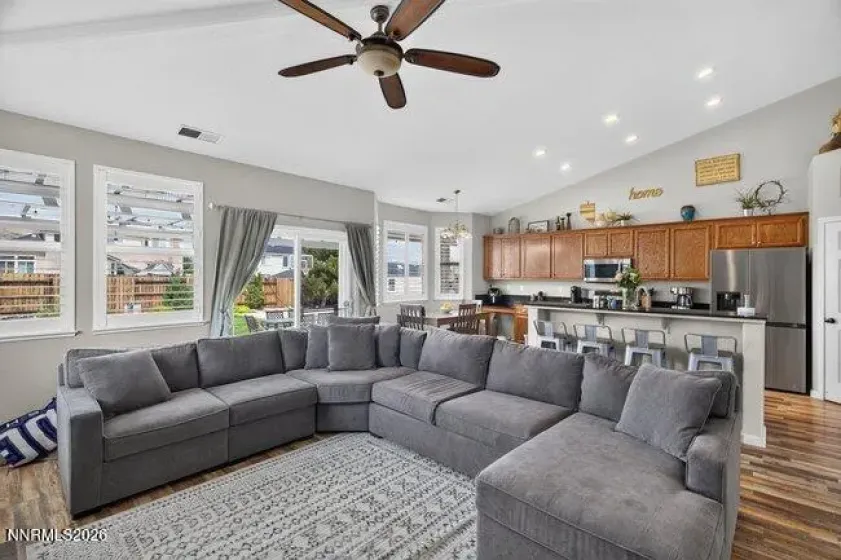 1245 Saxon, Spanish Springs, Nevada 89441, 4 Bedrooms Bedrooms, ,3 BathroomsBathrooms,Residential,Residential,Saxon,0,260011160