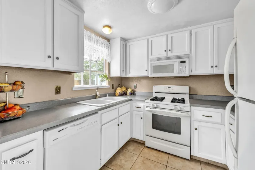 1516 Lindsay, Carson City, Nevada 89706, 3 Bedrooms Bedrooms, ,2 BathroomsBathrooms,Residential,Residential,Lindsay,0,260011161