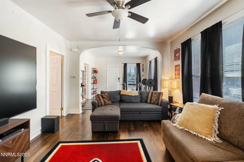 529 11th, Sparks, Nevada 89431, 2 Bedrooms Bedrooms, ,1 BathroomBathrooms,Residential,Residential,11th,0,260011168