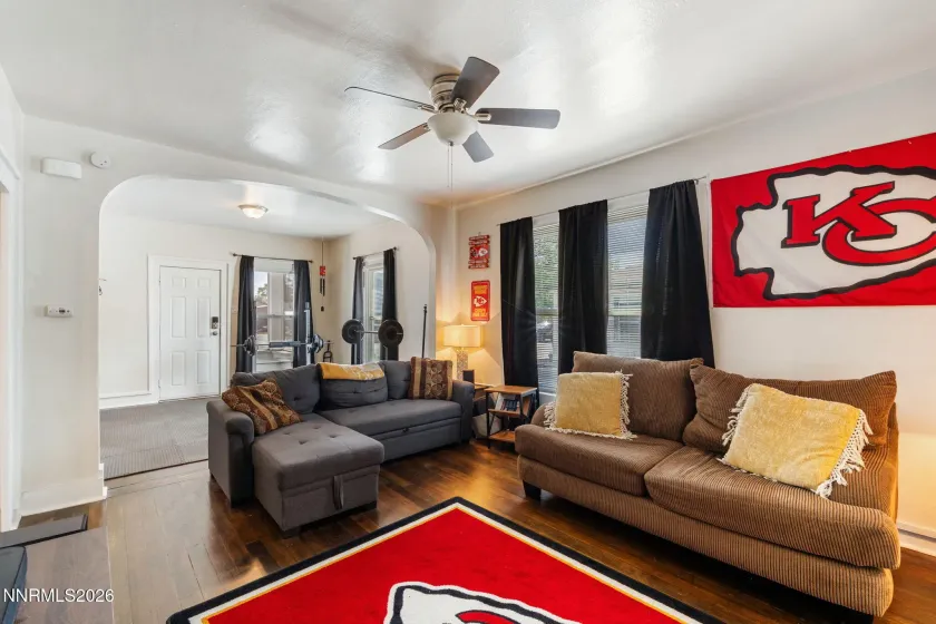 529 11th, Sparks, Nevada 89431, 2 Bedrooms Bedrooms, ,1 BathroomBathrooms,Residential,Residential,11th,0,260011168