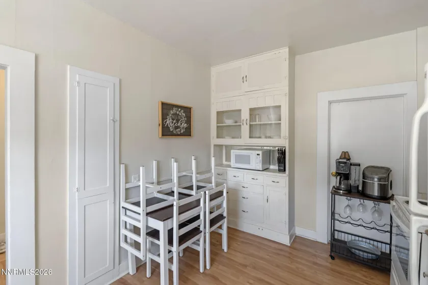 529 11th, Sparks, Nevada 89431, 2 Bedrooms Bedrooms, ,1 BathroomBathrooms,Residential,Residential,11th,0,260011168