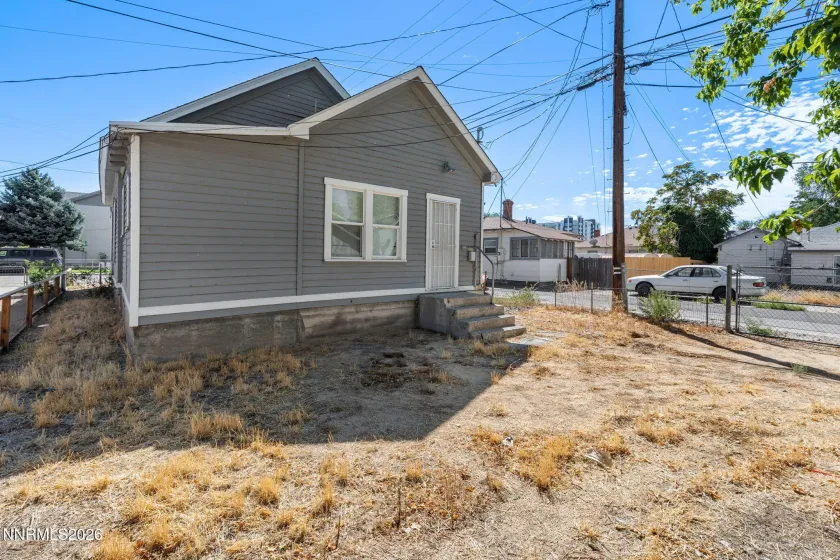 529 11th, Sparks, Nevada 89431, 2 Bedrooms Bedrooms, ,1 BathroomBathrooms,Residential,Residential,11th,0,260011168