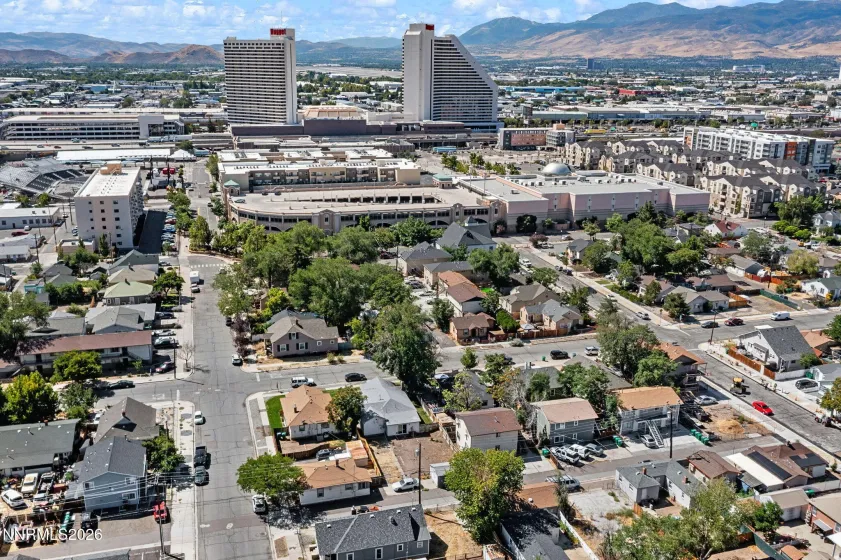 529 11th, Sparks, Nevada 89431, 2 Bedrooms Bedrooms, ,1 BathroomBathrooms,Residential,Residential,11th,0,260011168