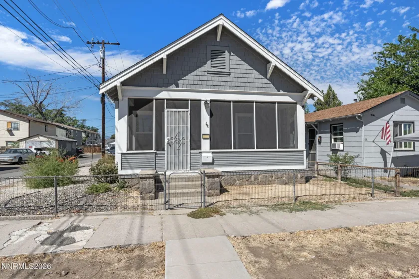 529 11th, Sparks, Nevada 89431, 2 Bedrooms Bedrooms, ,1 BathroomBathrooms,Residential,Residential,11th,0,260011168