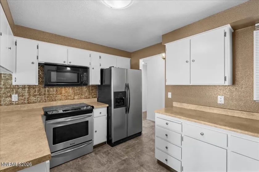 7190 Bluestone, Reno, Nevada 89511, 3 Bedrooms Bedrooms, ,2 BathroomsBathrooms,Residential,Residential,Bluestone,0,260011171